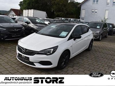 Weiß Gebraucht 2021 Opel Astra Design & Tech Limousine | 13.900 € (Fairer Preis)