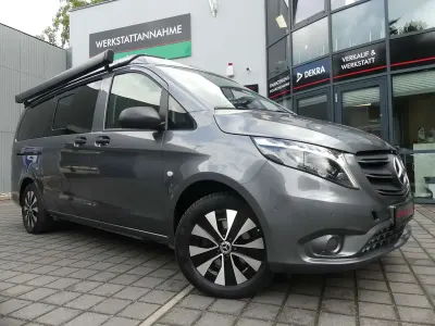 Gebraucht Mercedes Vito 190 PS (139 kW) 2023 Selenitgrau Van