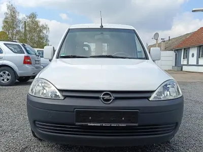 Brugt Opel Combo 94 HK (69 kW) 2010 Hvid MPV