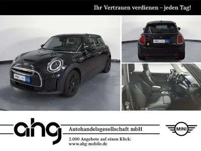 Gebraucht Mini Cooper SE Classic 135 kW (184 PS) 2023 Schwarz Kleinwagen