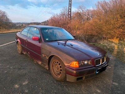 Gebraucht BMW 316 Basis 102 PS (75 kW) 1995 Coupé