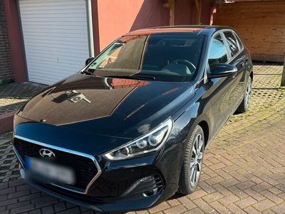 gebraucht Hyundai i30 Yes 140PS 6-Gang Benziner