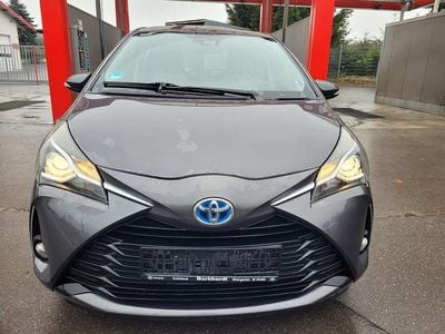 Gebraucht Toyota Yaris Hybrid Comfort 75 PS (55 kW) 2017 Grau Limousine