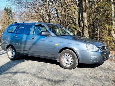 Second-hand Lada Priora 98 CP (72 kW) 2013 Maro Break