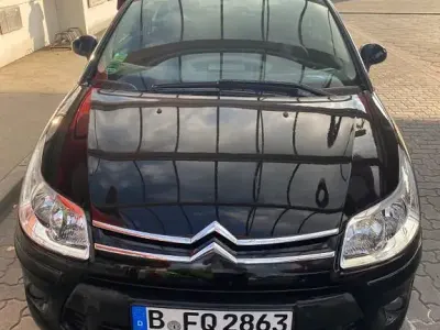 Gebraucht Citroën C4 Tendance 120 PS (88 kW) 2009 Schwarz Limousine