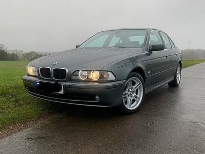 BMW 525