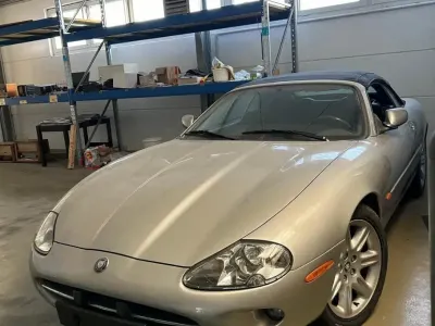 Gebraucht Jaguar XK8 1998 Silber Cabrio