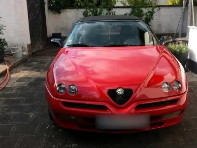 Gebraucht Alfa Romeo Spider 150 PS (110 kW) 1996 Rot Cabrio
