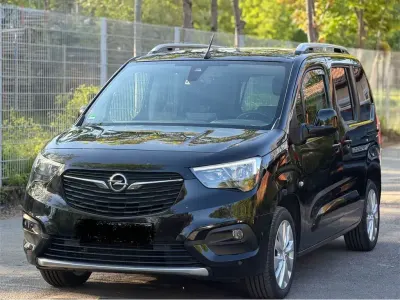 Brugt Opel Combo Life Innovation 131 HK (96 kW) 2020 Sort MPV
