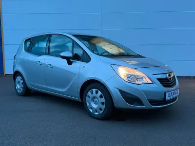 Gebraucht Opel Meriva Edition 100 PS (73 kW) 2011 Silber Van / Kleinbus
