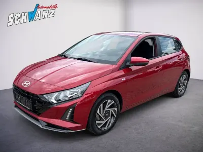 Gebraucht Hyundai i20 Trend 101 PS (74 kW) 2024 Rot Kleinwagen
