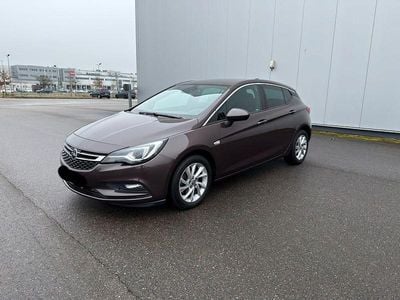 Begagnad Opel Astra Innovation 136 HK (100 kW) 2017 Brun Sedan