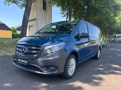 Gebraucht Mercedes Vito 190 PS (139 kW) 2017 Blau Van