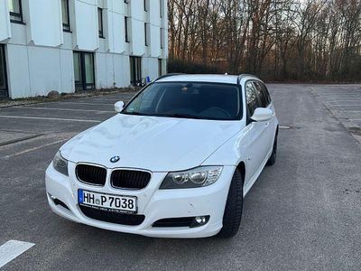 Gebraucht BMW 320 184 PS (135 kW) 2011 Weiß Kombi
