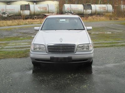 Gebraucht Mercedes C200 197 PS (144 kW) 1996 Silber Limousine