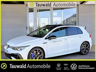 Weiß Gebraucht 2023 VW Golf VIII R Limousine | 43.890 € (Etwas zu teuer)