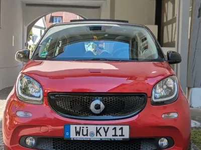 Używany Smart ForFour Prime 90 KM (66 kW) 2015 Czerwony Hatchback