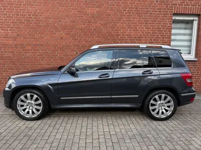Gebraucht Mercedes GLK250 204 PS (150 kW) 2011 Grau SUV