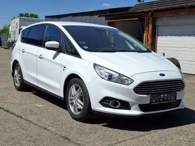 Gebraucht Ford S-MAX Trend 150 PS (110 kW) 2017 Frostweiß Van / Kleinbus