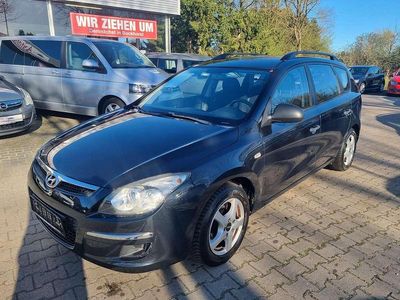 Gebraucht Hyundai i30 Comfort 109 PS (80 kW) 2009 Schwarz Kombi