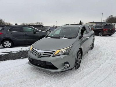 Gebraucht Toyota Avensis Life 147 PS (108 kW) 2013 Grau Kombi
