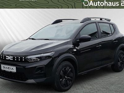 Neu Dacia Sandero Essentiel 110 PS (80 kW) 2026 Schwarz Limousine