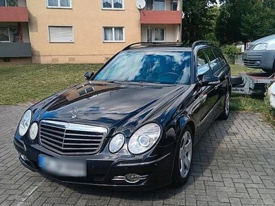 Mercedes E200