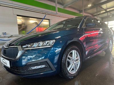 Gebraucht Skoda Octavia 150 PS (110 kW) 2023 Blau Kombi