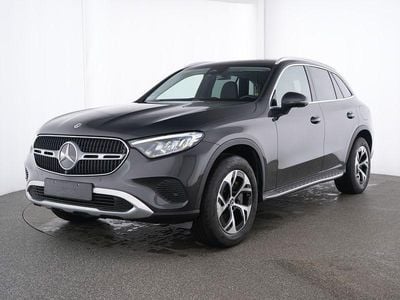 Gebraucht Mercedes GLC300e 197 PS (144 kW) 2025 Grau SUV