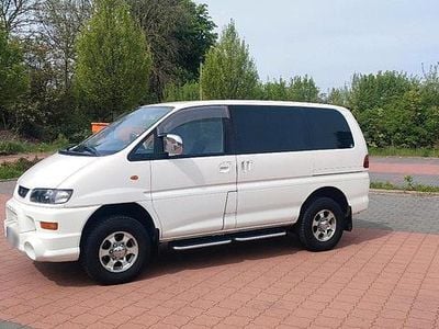 Usata Mitsubishi Space Gear 185 CV (136 kW) 2004 Bianco Monovolume