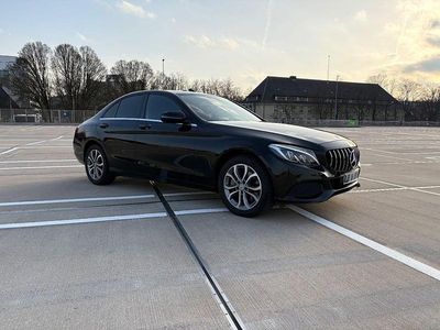 Gebraucht Mercedes C250 204 PS (150 kW) 2016 Schwarz Limousine
