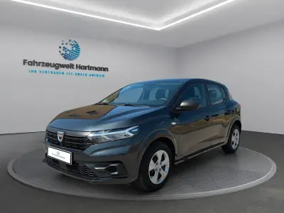 Gebraucht Dacia Sandero 67 PS (49 kW) 2022 Grau Limousine