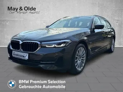 Gebraucht BMW 530e 292 PS (214 kW) 2021 Grau Kombi