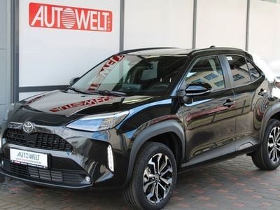 Neu Toyota Yaris Cross 131 PS (96 kW) 2025 Schwarz SUV