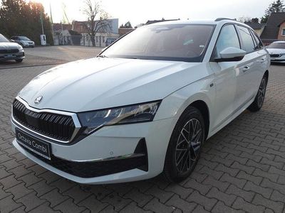 Weiß Gebraucht 2025 Skoda Octavia Tour Kombi | 32.590 €