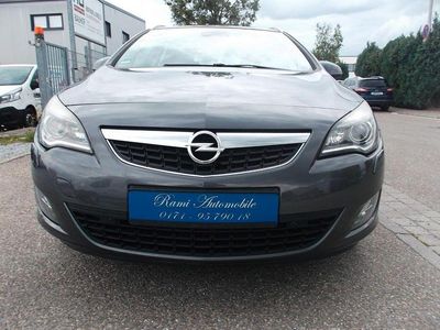 Gebraucht Opel Astra Innovation 160 PS (117 kW) 2011 Grau Kombi