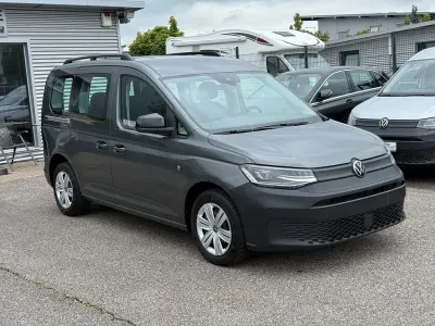 Gebraucht VW Caddy 122 PS (89 kW) 2023 Grau Van / Kleinbus