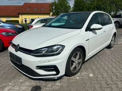 Gebraucht VW Golf VII Highline 150 PS (110 kW) 2019 Weiß Limousine
