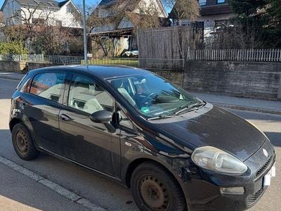 Gebraucht Fiat Punto Easy 77 PS (56 kW) 2012 Schwarz Kleinwagen