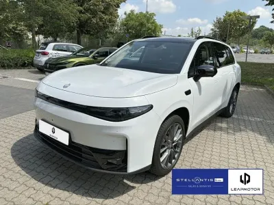 Neu Leapmotor C10 439 kW (598 PS) 2026 Schwarz SUV