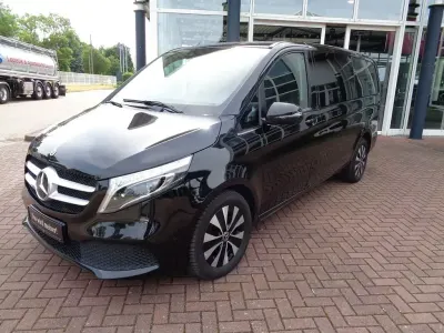 Gebraucht Mercedes V250 190 PS (139 kW) 2021 Schwarz Van / Kleinbus