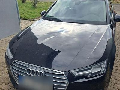 Gebraucht Audi A4 Ambiente 190 PS (139 kW) 2017 Schwarz Limousine