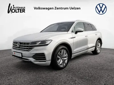 Second-hand VW Touareg Atmosphere 231 CP (169 kW) 2022 Alb SUV