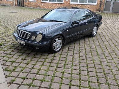 Mercedes CLK230