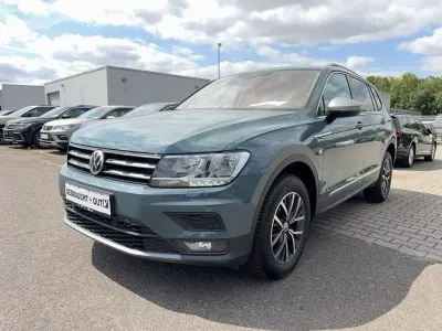 Gebraucht VW Tiguan Allspace Comfortline 150 PS (110 kW) 2020 Grün SUV