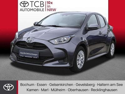 Usata Toyota Yaris Hybrid Business Edition 116 CV (85 kW) 2023 Grigio Berlina
