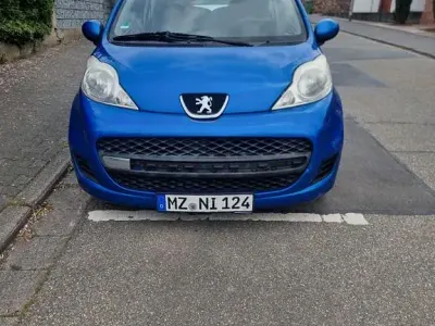 Occasion Peugeot 107 Style 68 PK (50 kW) 2011 Blauw Hatchback