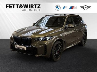 Manhattan metallic Gebraucht 2024 BMW X5 M Sport SUV | 94.900 € (Teuer)