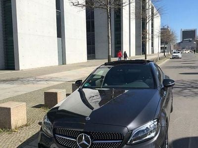 Gebraucht Mercedes C300 258 PS (189 kW) 2020 Grau Coupé