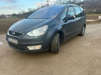 Używany Ford Galaxy 177 KM (130 kW) 2008 Niebieski Minivan